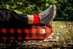 Slowtide Yukon Fleece Deken -Winter Sportswear YUKON RED MARCUSPALADINO12